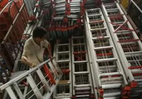 91好色先生在线下载厂房